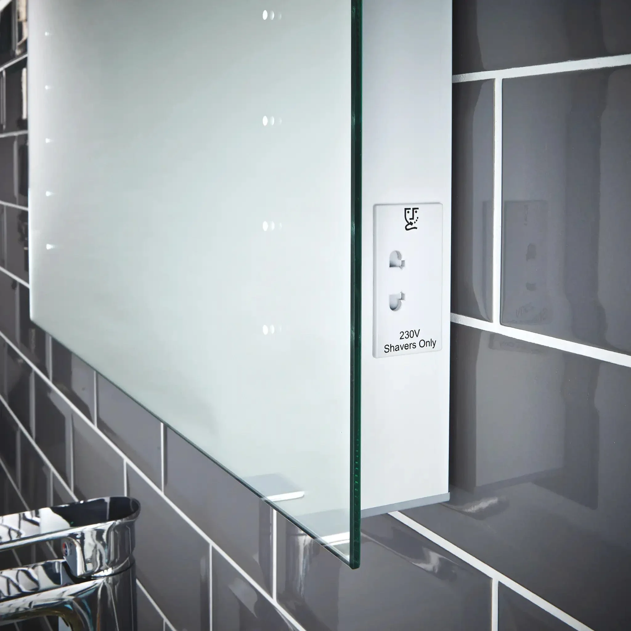 Aurora Bluetooth Audio LED Bathroom Mirror - Image 4