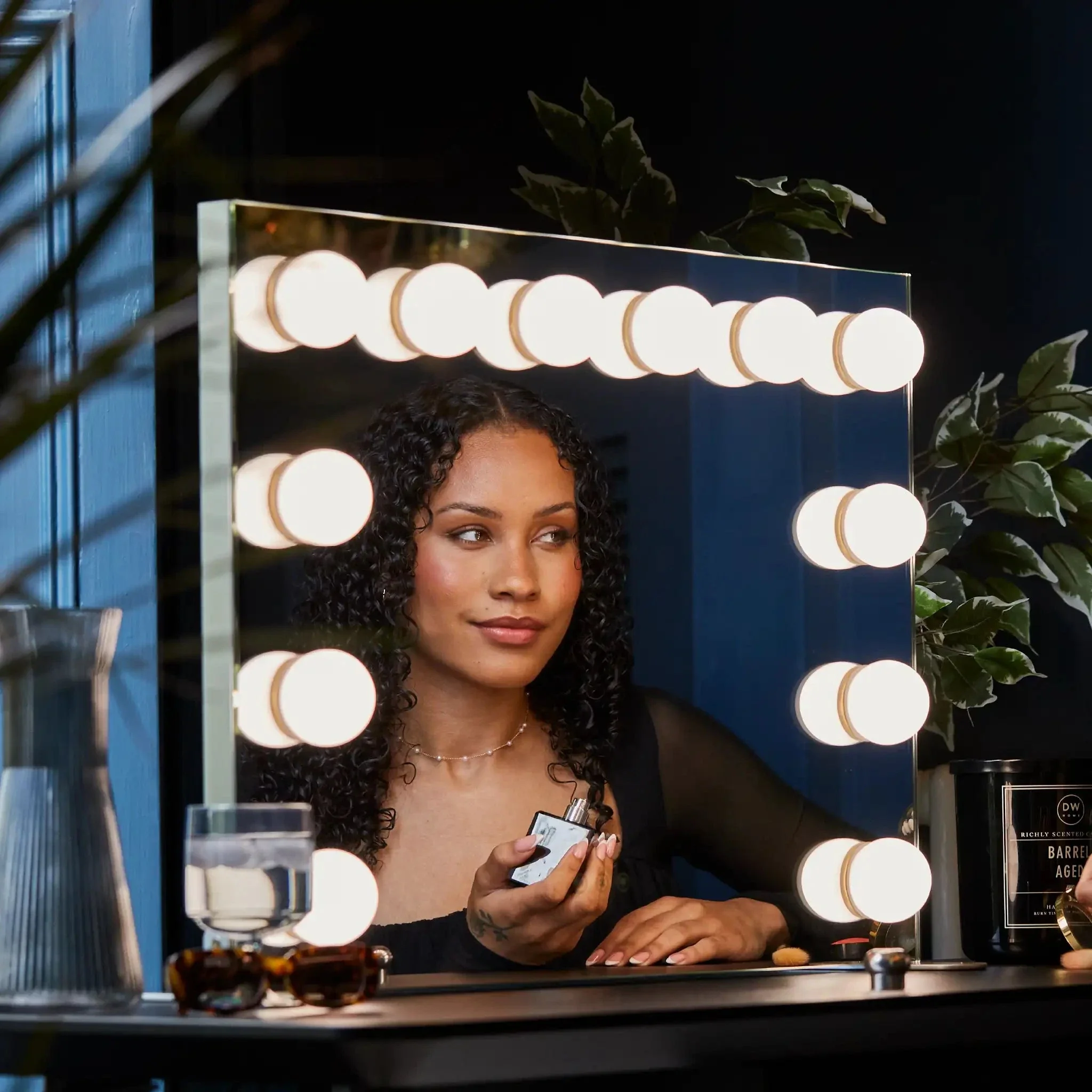 Billie Hollywood Mirror with LED Lights - Image 4