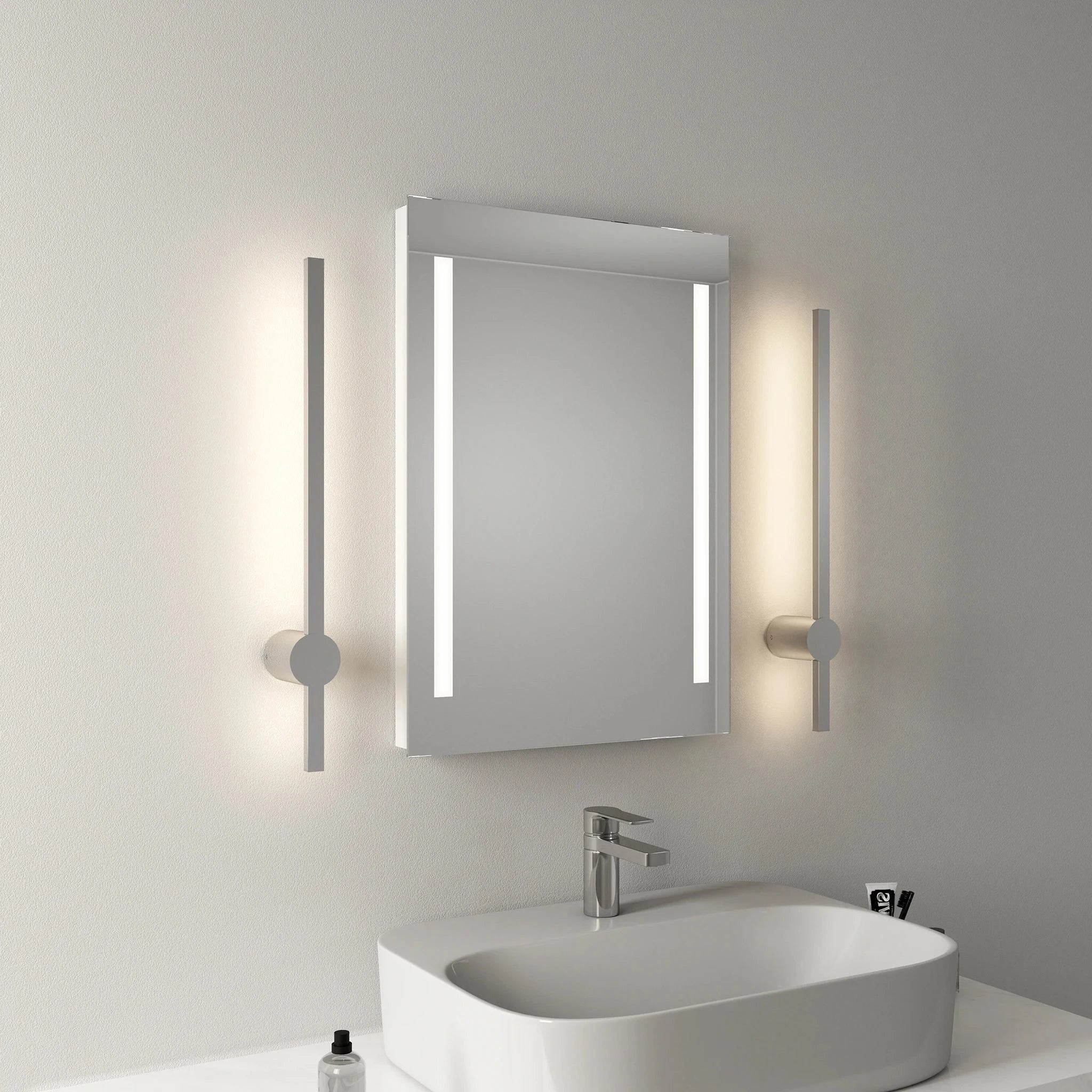 Edge Up and Down Linear Wall Light - Image 6