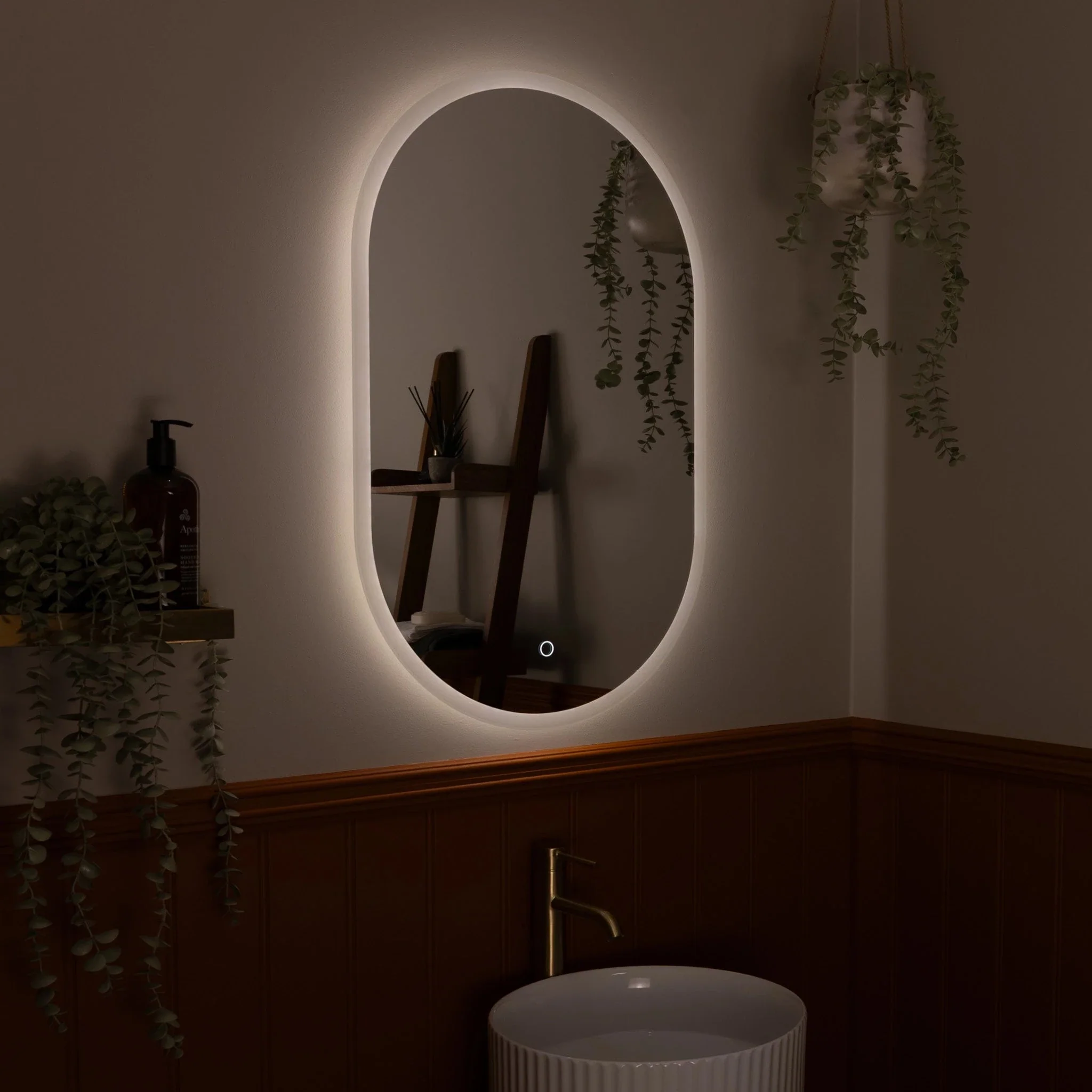 Glendale Pill-Shaped LED Bathroom Mirror - Image 5