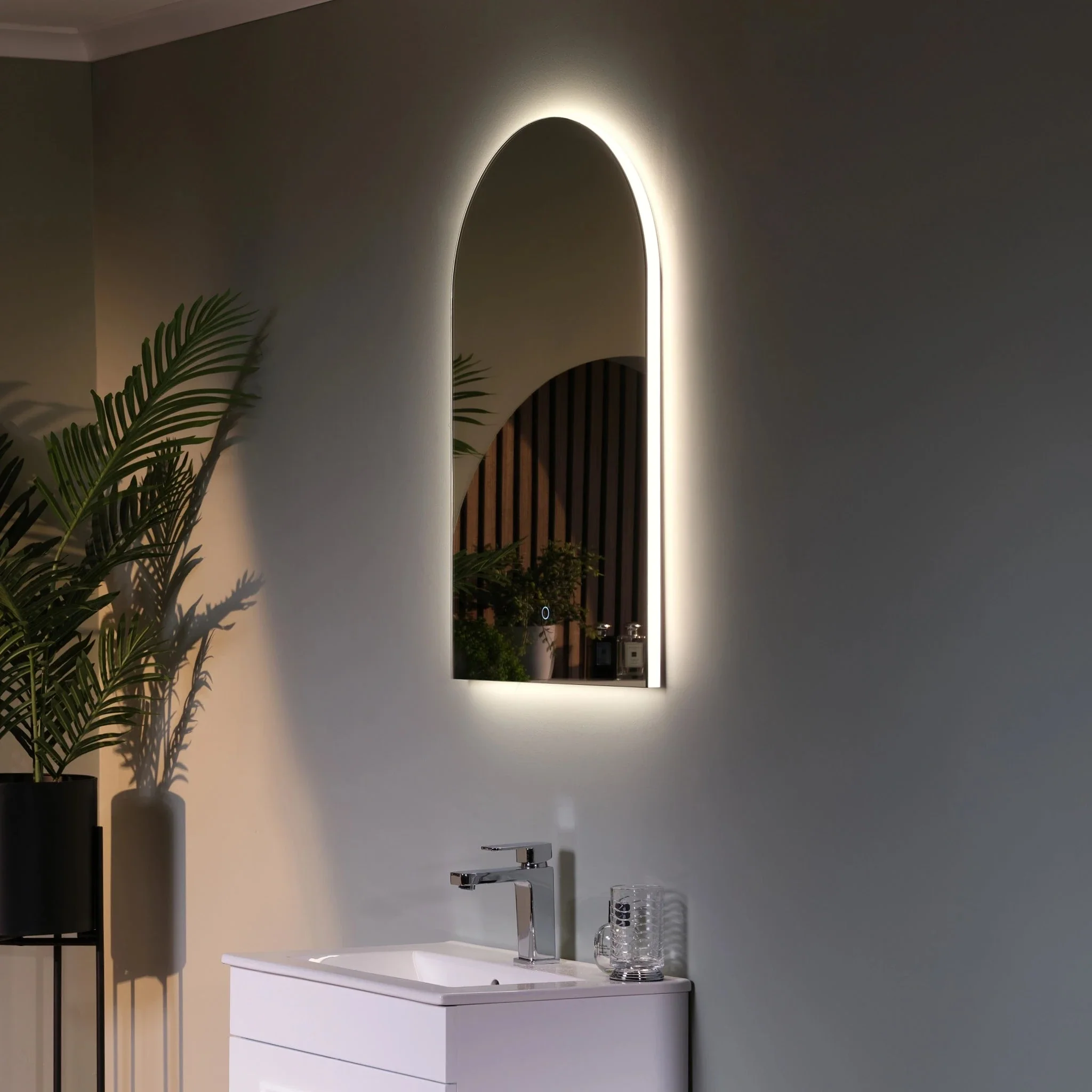 Halo Arch LED Bathroom Mirror - Image 5