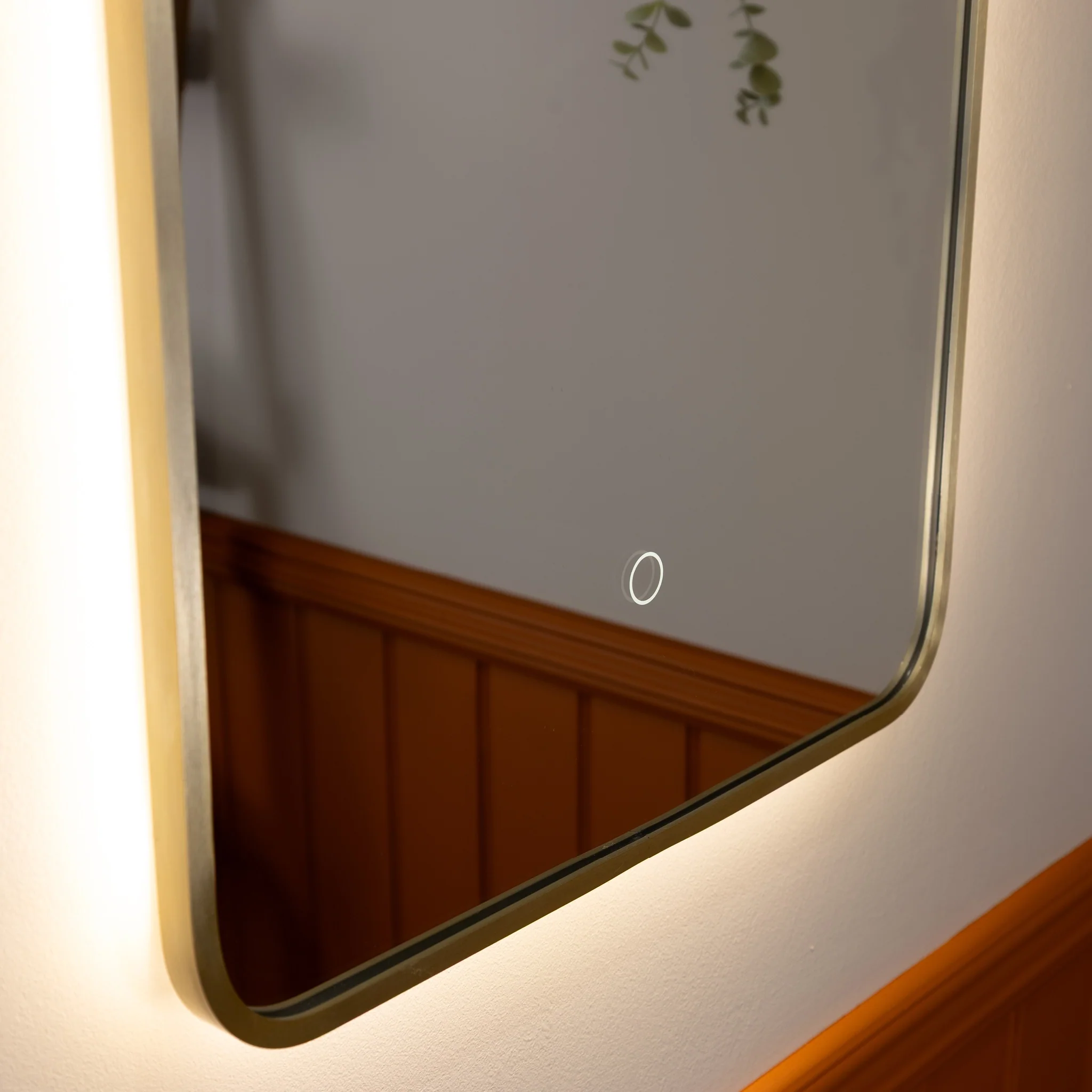 Oslo Curve LED Bathroom Mirror - Image 13