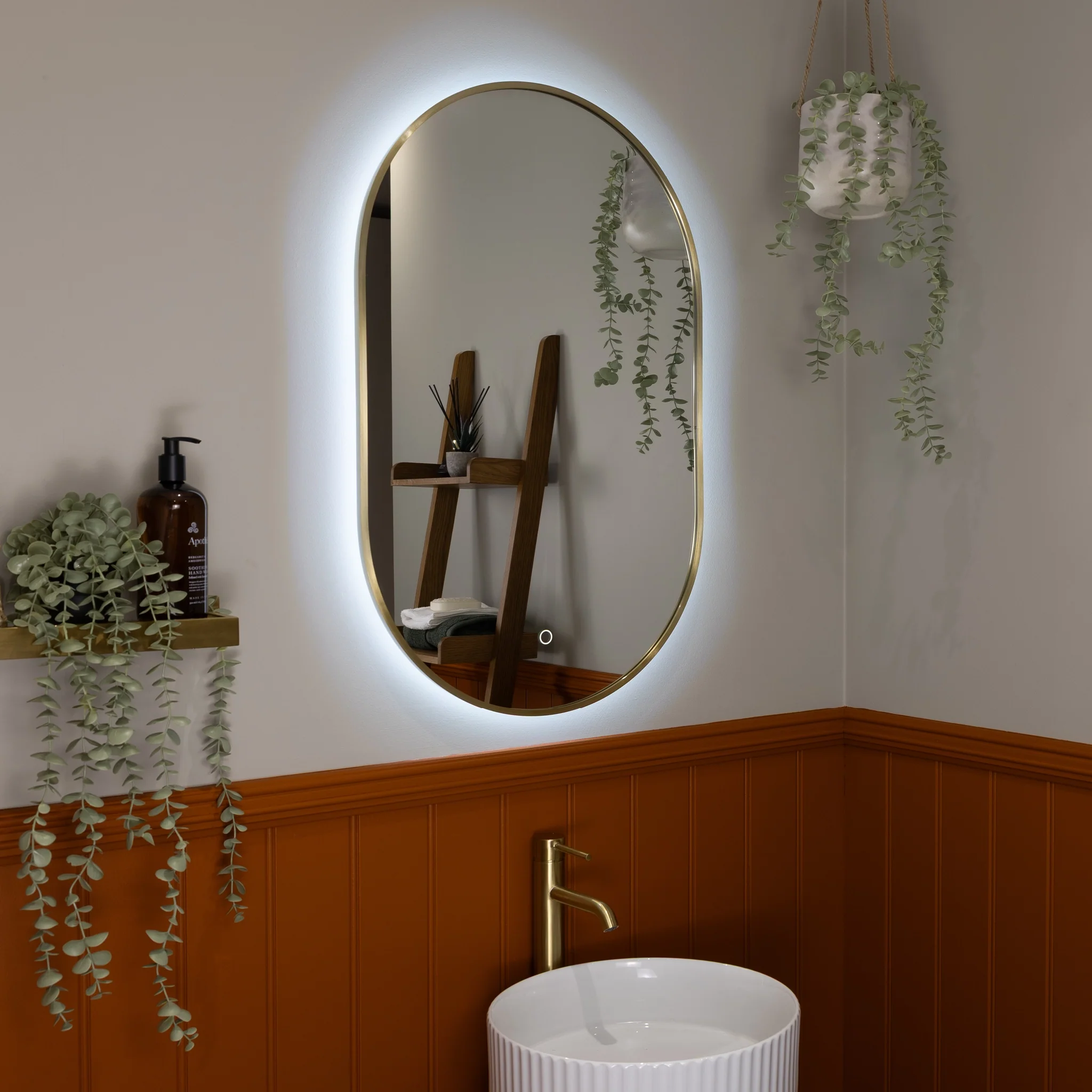 Oslo Pill-Shaped LED Bathroom Mirror - Image 7