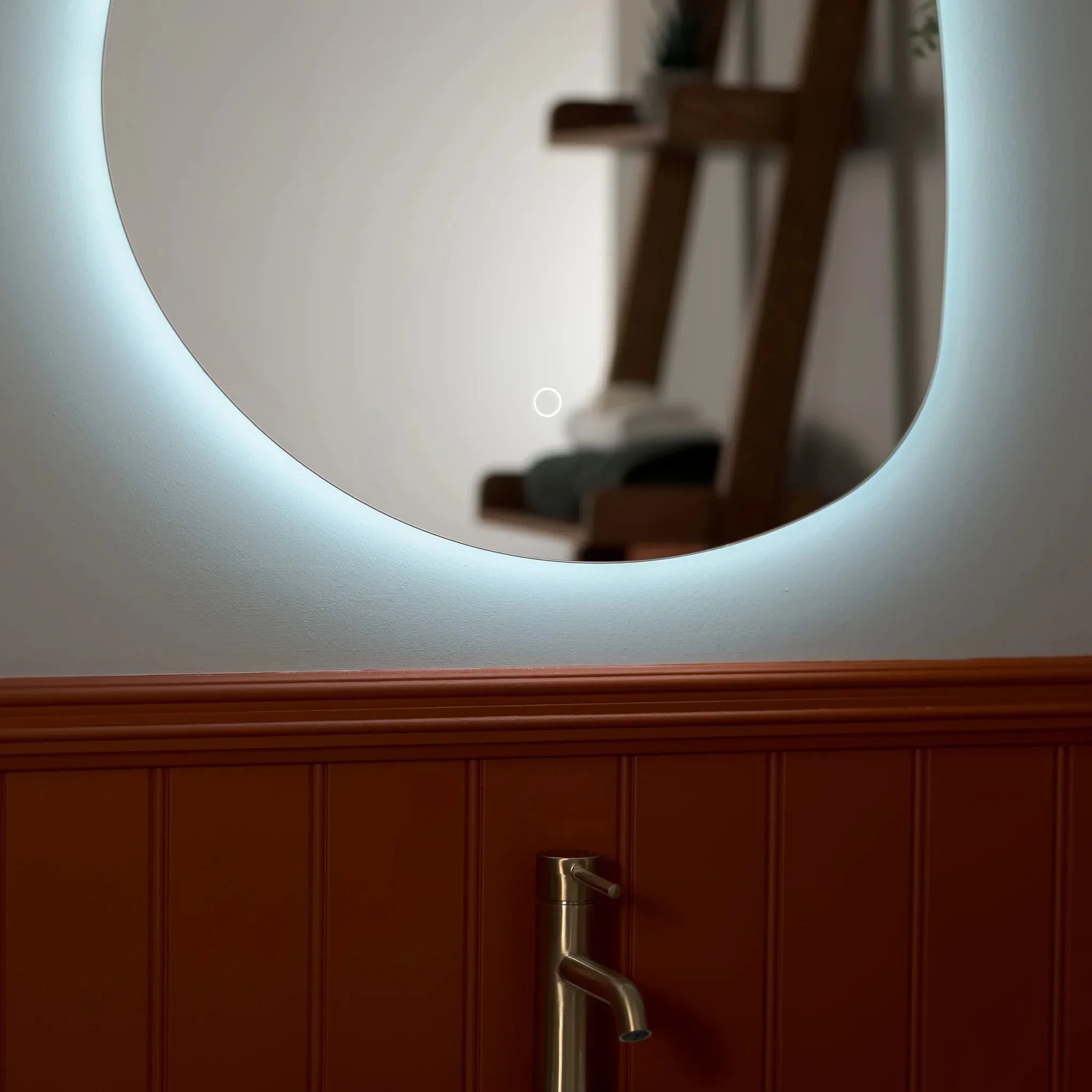Savannah Pebble Backlit LED Bathroom Mirror - Image 4