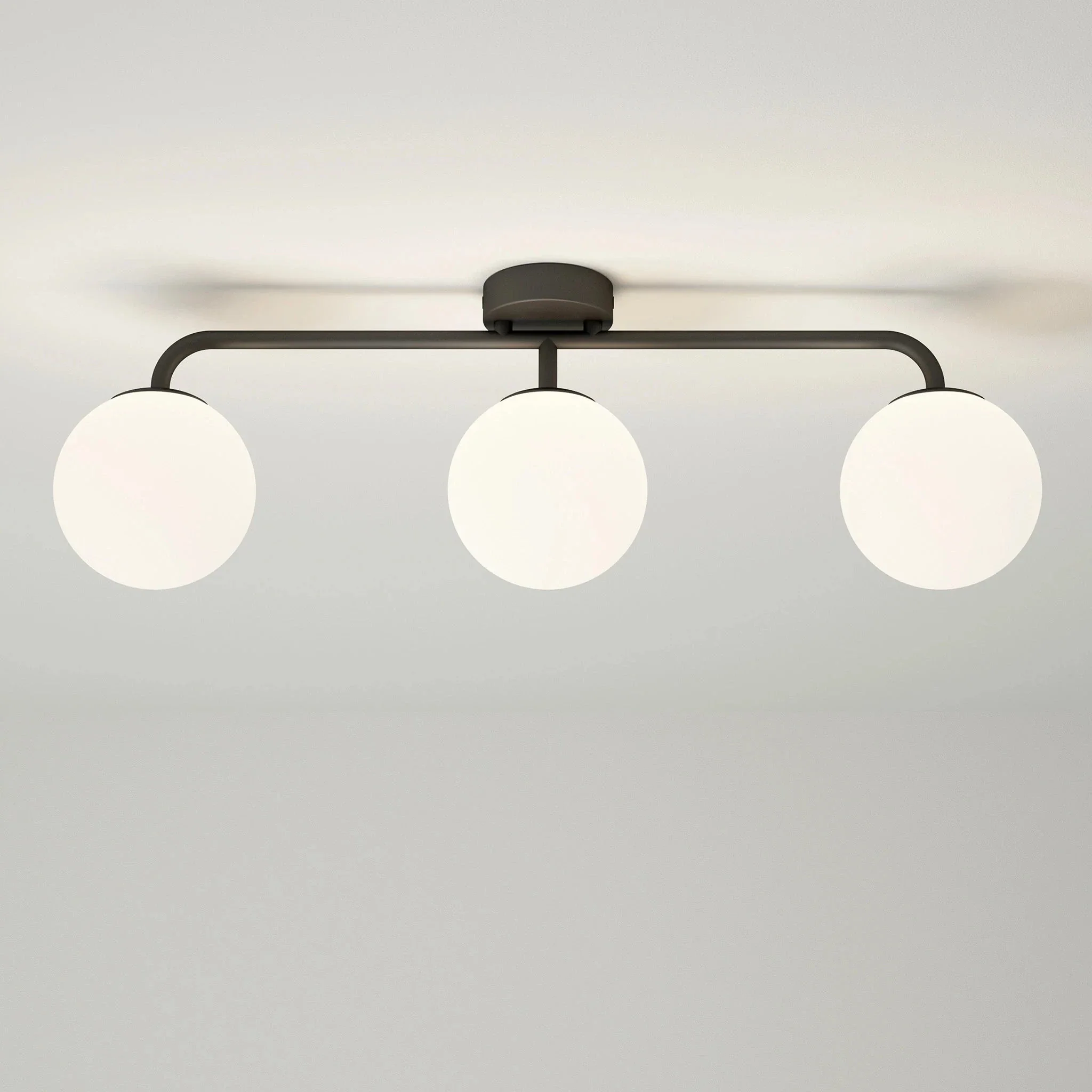 Solara 3 Bar Globe Spotlight - Image 4